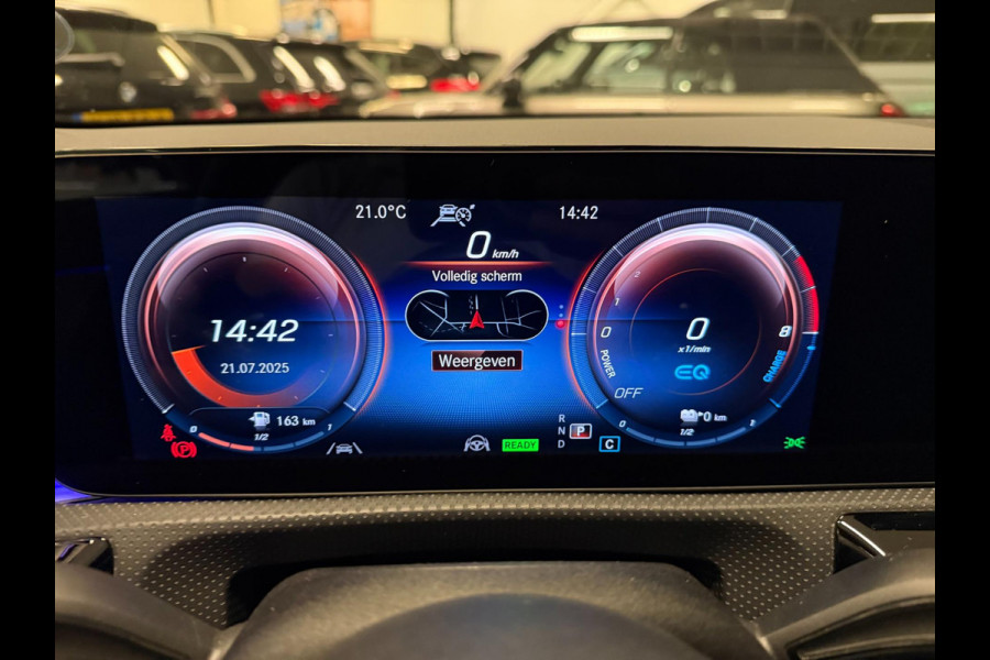 Mercedes-Benz A-Klasse 250 e AMG PREMIUM SFEERVERL/V-COCKPIT/NAVI/DAB/BURMESTER/CARPLAY/STOEL-M///