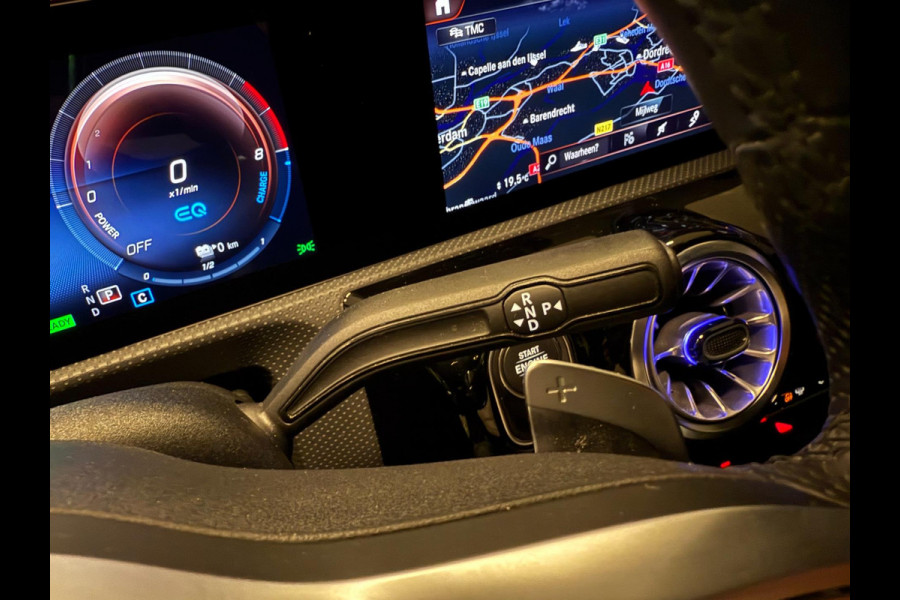 Mercedes-Benz A-Klasse 250 e AMG PREMIUM SFEERVERL/V-COCKPIT/NAVI/DAB/BURMESTER/CARPLAY/STOEL-M///