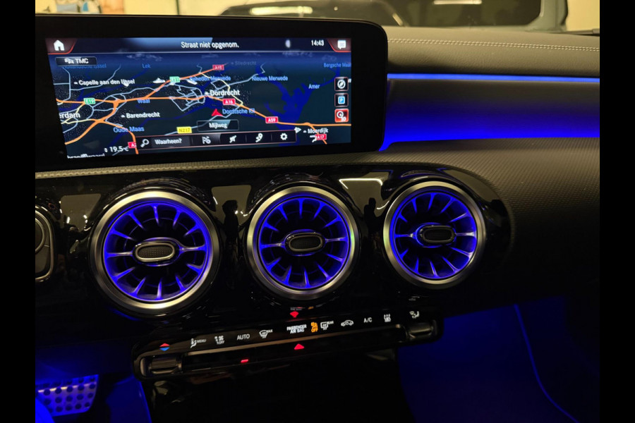 Mercedes-Benz A-Klasse 250 e AMG PREMIUM SFEERVERL/V-COCKPIT/NAVI/DAB/BURMESTER/CARPLAY/STOEL-M///