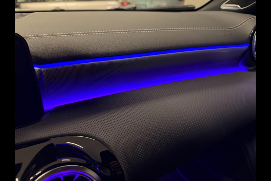 Mercedes-Benz A-Klasse 250 e AMG PREMIUM SFEERVERL/V-COCKPIT/NAVI/DAB/BURMESTER/CARPLAY/STOEL-M///