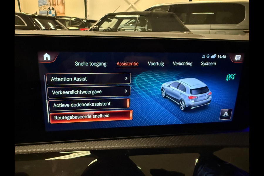 Mercedes-Benz A-Klasse 250 e AMG PREMIUM SFEERVERL/V-COCKPIT/NAVI/DAB/BURMESTER/CARPLAY/STOEL-M///