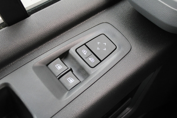 Renault Master T35 2.0 dCi 170pk L4H1 Bakwagen - Hollandia - Carplay - Cruise - 750kg Laadklep - Rijklaar