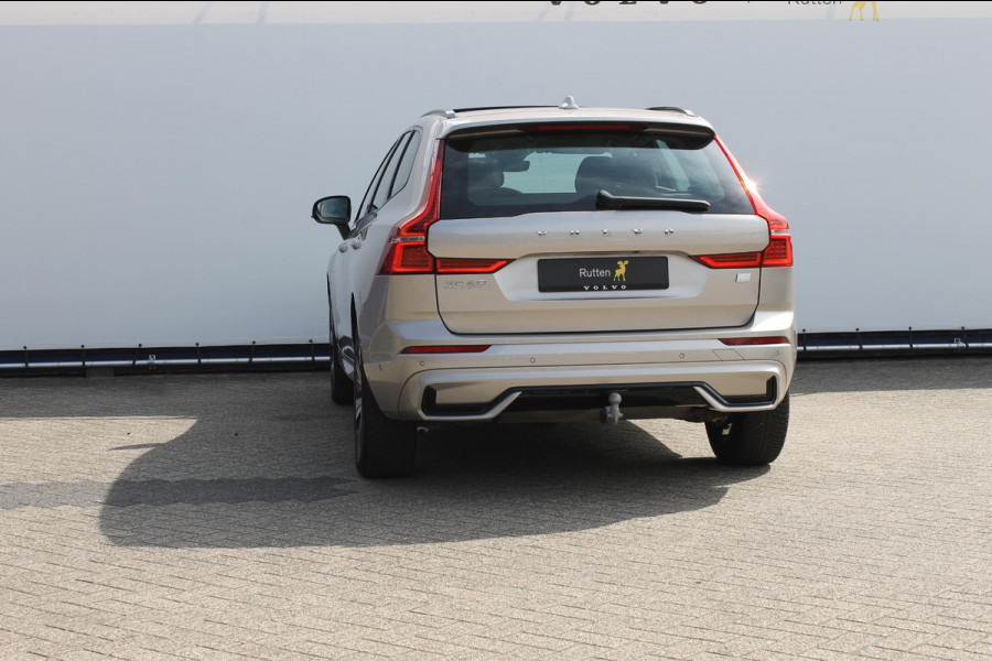 Volvo XC60 T6 350PK Automaat Plug-in hybrid AWD Plus Dark Apple Carplay / Adaptive cruise control / Panorama dak / Elektrisch bedienbare bestuurderstoel met geheugen / Keyless Entry / Elektrische achterklep