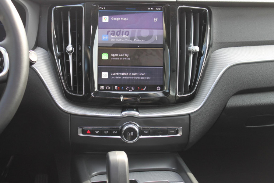 Volvo XC60 T6 350PK Automaat Plug-in hybrid AWD Plus Dark Apple Carplay / Adaptive cruise control / Panorama dak / Elektrisch bedienbare bestuurderstoel met geheugen / Keyless Entry / Elektrische achterklep