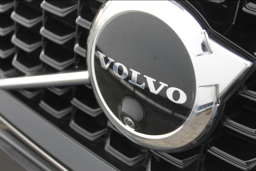 Volvo XC60 T6 350PK Automaat Plug-in hybrid AWD Plus Dark Apple Carplay / Adaptive cruise control / Panorama dak / Elektrisch bedienbare bestuurderstoel met geheugen / Keyless Entry / Elektrische achterklep