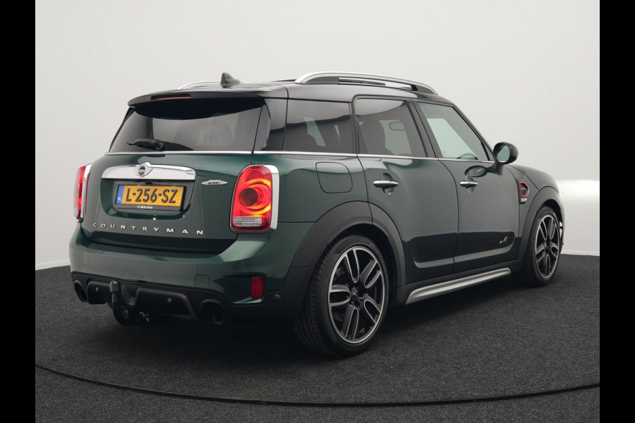 MINI Countryman 2.0 John Cooper Works ALL4 Chili 231pk | Panodak | Adaptive Cruise | Alcantara Sportstoelen | Trekhaak Afn. | Harman Kardon | Apple Carplay | 19"L.M | Camera | Keyless |