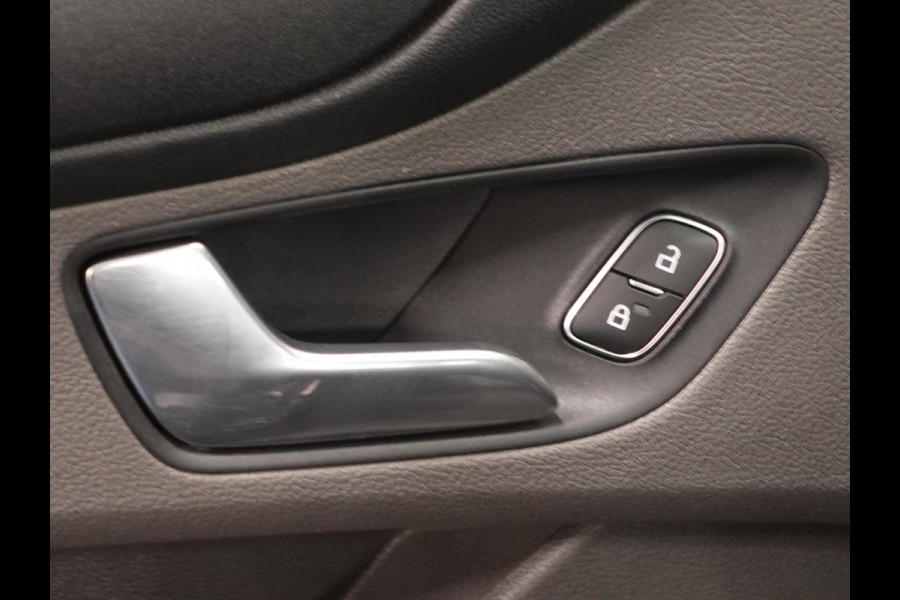 Ford Transit Custom 131pk Automaat L1H1 Parkeersensoren Cruisecontrol Airco Euro6 Bluetooth
