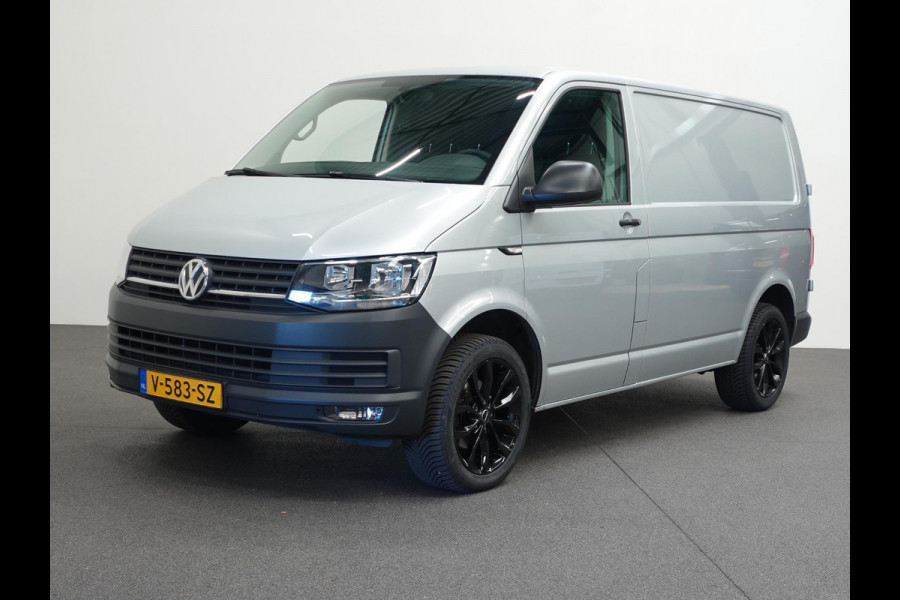 Volkswagen Transporter 102pk L1H1 Highline Navigatie 18" Velgen Airco Cruise control Euro6 Bluetooth