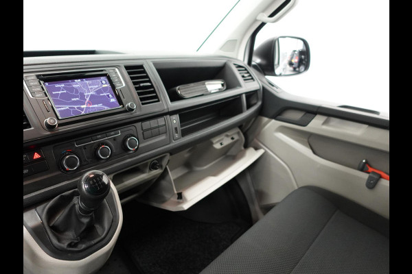 Volkswagen Transporter 102pk L1H1 Highline Navigatie 18" Velgen Airco Cruise control Euro6 Bluetooth