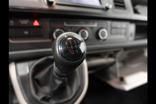 Volkswagen Transporter 102pk L1H1 Highline Navigatie 18" Velgen Airco Cruise control Euro6 Bluetooth