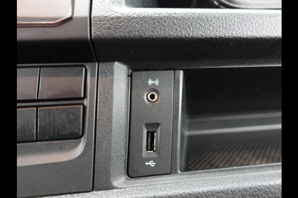Volkswagen Transporter 102pk L1H1 Highline Navigatie 18" Velgen Airco Cruise control Euro6 Bluetooth
