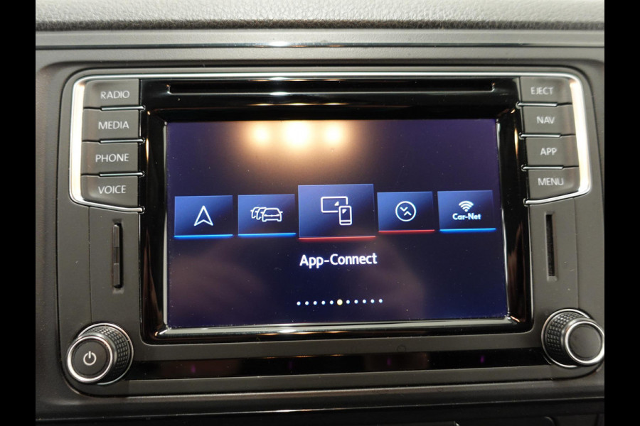 Volkswagen Transporter 102pk L1H1 Highline Navigatie 18" Velgen Airco Cruise control Euro6 Bluetooth