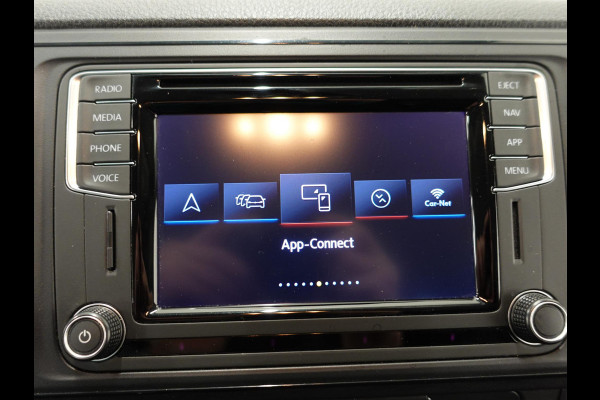 Volkswagen Transporter 102pk L1H1 Highline Navigatie 18" Velgen Airco Cruise control Euro6 Bluetooth