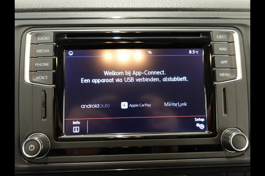 Volkswagen Transporter 102pk L1H1 Highline Navigatie 18" Velgen Airco Cruise control Euro6 Bluetooth