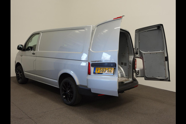 Volkswagen Transporter 102pk L1H1 Highline Navigatie 18" Velgen Airco Cruise control Euro6 Bluetooth