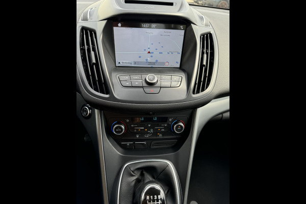 Ford Kuga 1.5 EcoBoost Trend Ultimate verwarmde voorruit | all seasons | cruise control