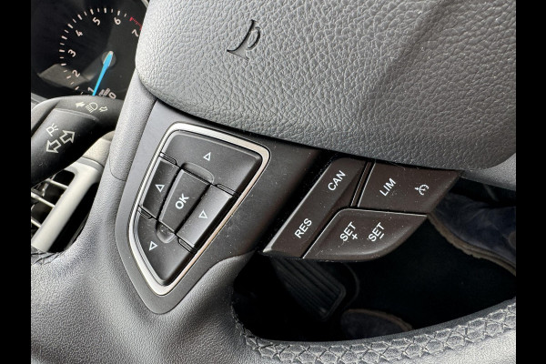 Ford Kuga 1.5 EcoBoost Trend Ultimate verwarmde voorruit | all seasons | cruise control