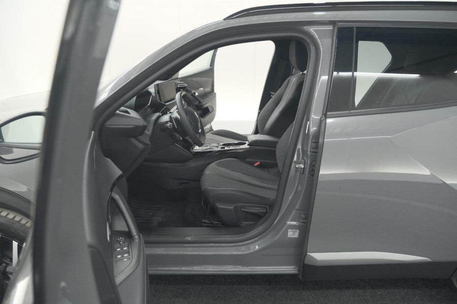 Peugeot 2008 Hybrid 136 e-DCS6 Allure | 360 Camera | Adaptieve Cruise Control | Dodehoekdetectie | Navigatie