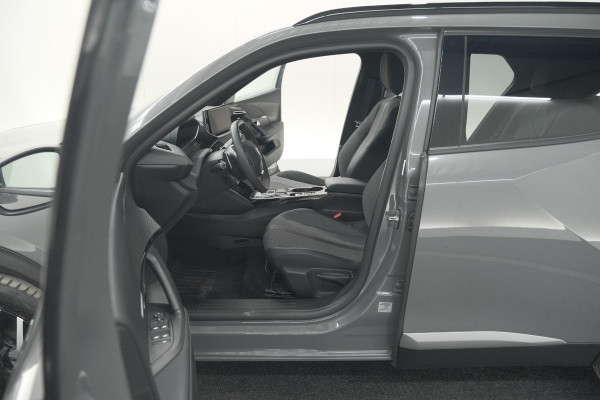 Peugeot 2008 Hybrid 136 e-DCS6 Allure | 360 Camera | Adaptieve Cruise Control | Dodehoekdetectie | Navigatie
