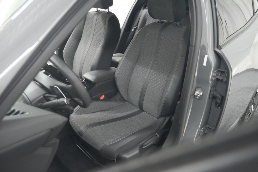 Peugeot 2008 Hybrid 136 e-DCS6 Allure | 360 Camera | Adaptieve Cruise Control | Dodehoekdetectie | Navigatie