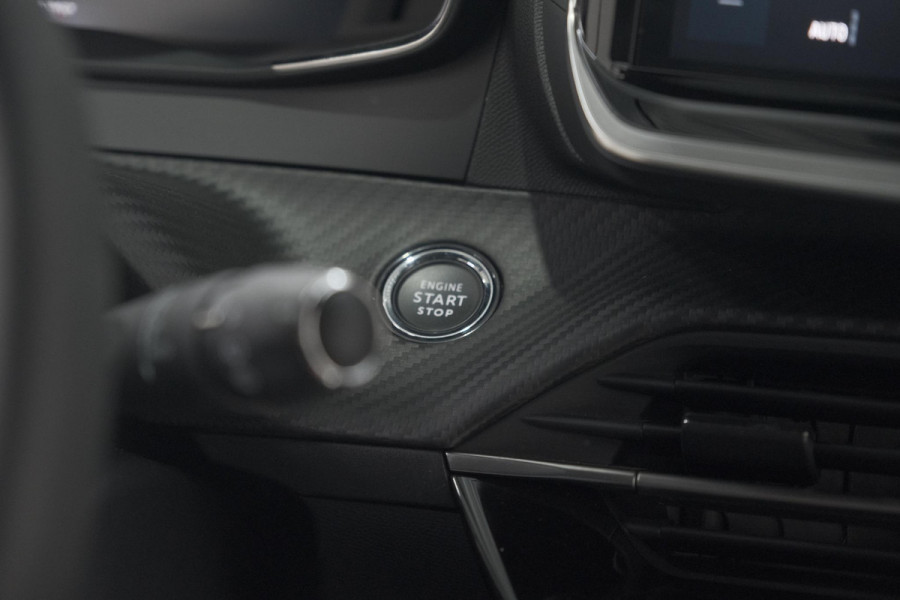 Peugeot 2008 Hybrid 136 e-DCS6 Allure | 360 Camera | Adaptieve Cruise Control | Dodehoekdetectie | Navigatie