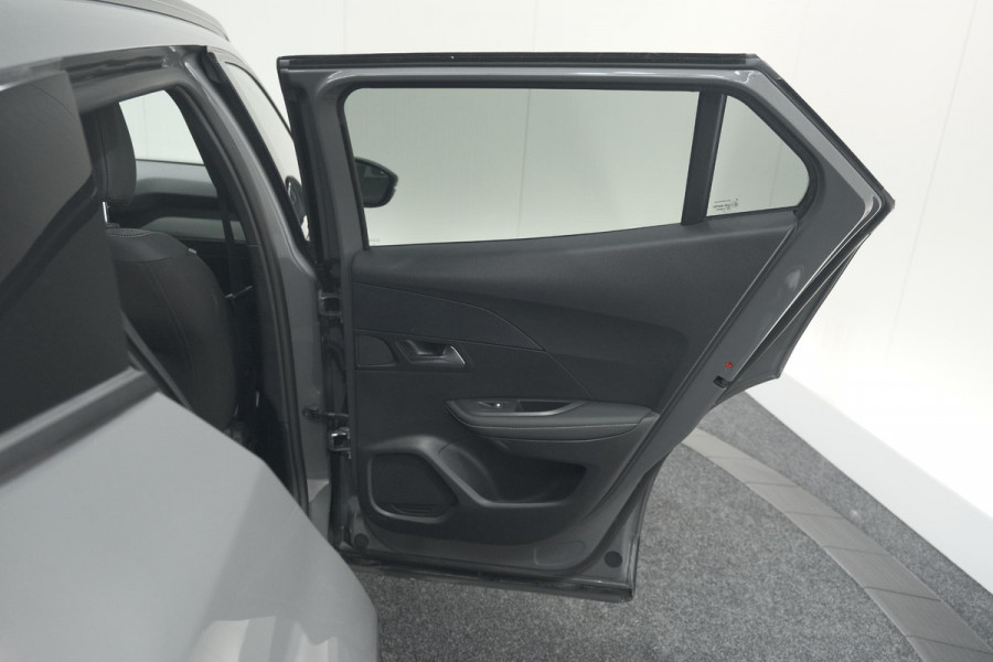 Peugeot 2008 Hybrid 136 e-DCS6 Allure | 360 Camera | Adaptieve Cruise Control | Dodehoekdetectie | Navigatie