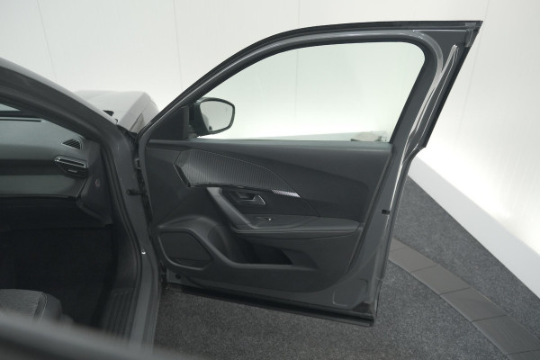 Peugeot 2008 Hybrid 136 e-DCS6 Allure | 360 Camera | Adaptieve Cruise Control | Dodehoekdetectie | Navigatie