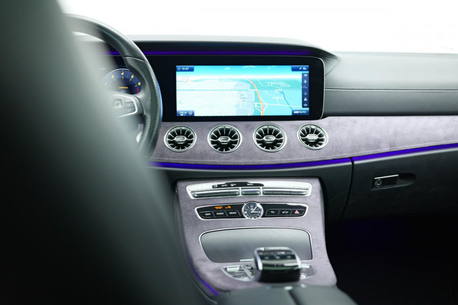 Mercedes-Benz E-Klasse Coupé E200 Premium |Pano|AMG|Burmester|HUD|Carplay|Camera|Trekhaak|