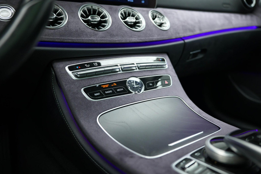 Mercedes-Benz E-Klasse Coupé E200 Premium |Pano|AMG|Burmester|HUD|Carplay|Camera|Trekhaak|