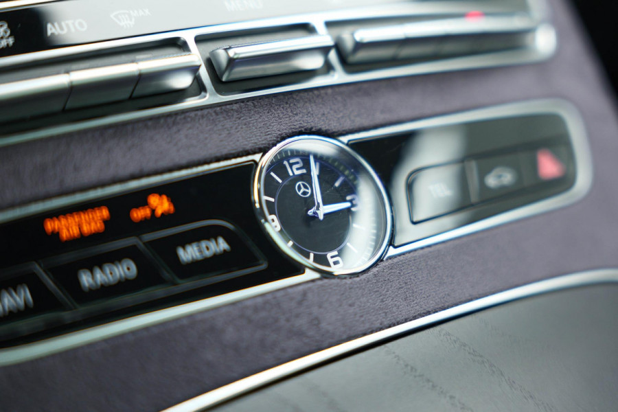 Mercedes-Benz E-Klasse Coupé E200 Premium |Pano|AMG|Burmester|HUD|Carplay|Camera|Trekhaak|