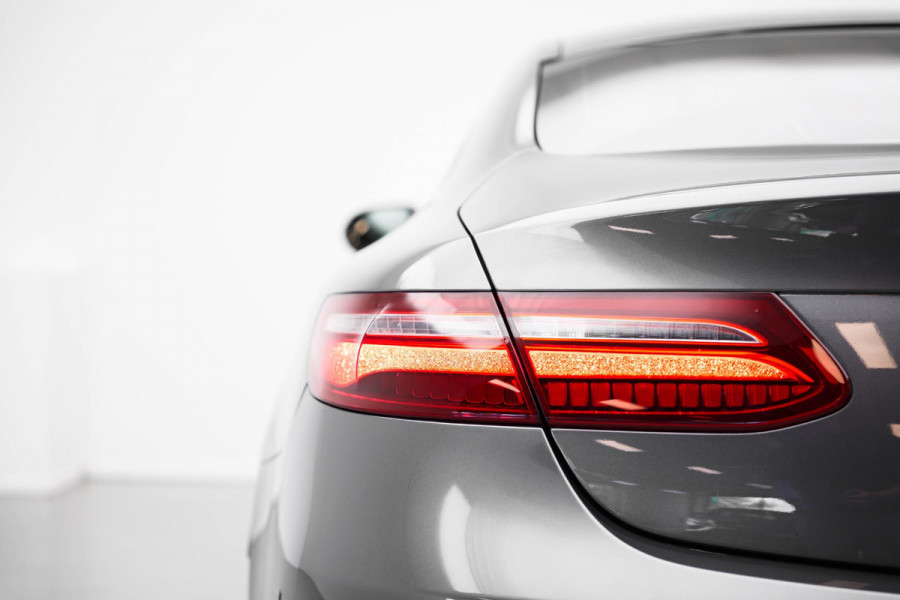 Mercedes-Benz E-Klasse Coupé E200 Premium |Pano|AMG|Burmester|HUD|Carplay|Camera|Trekhaak|
