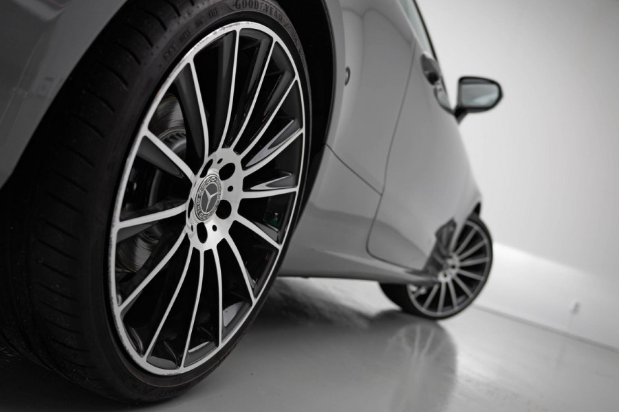 Mercedes-Benz E-Klasse Coupé E200 Premium |Pano|AMG|Burmester|HUD|Carplay|Camera|Trekhaak|