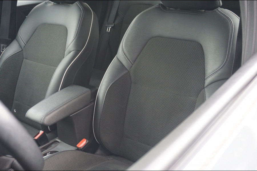 Renault Clio 130PK Intens AUTOMAAT | WINTERPACK | NAVI | PARK.SENS | CRUISE VERKOCHT