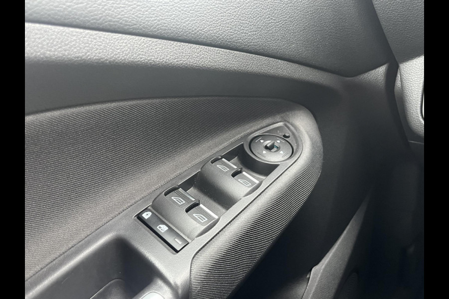 Ford C-MAX 1.5 EcoBoost Titanium | 150 Pk | Trekhaak | Winterpack | Cruise Control | Dealer Onderhouden | Camera |