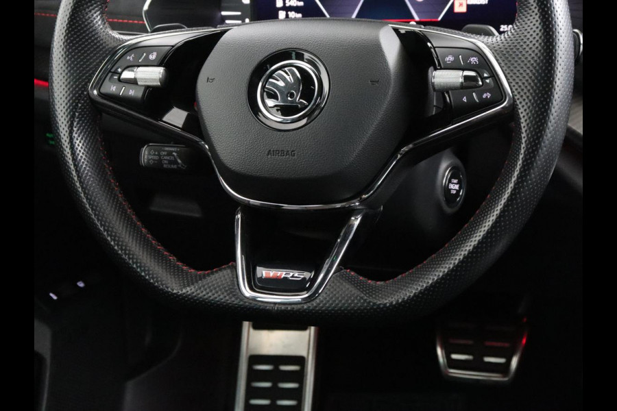 Škoda Octavia 1.4 TSI RS iV PHEV | Head-Up | Stoel & stuurverwarming | Adaptive cruise | Standkachel | Matrix LED | Massage | Alcantara | Camera | Carplay | Memory | Canton Sound | Virtual Cockpit | Side Assist