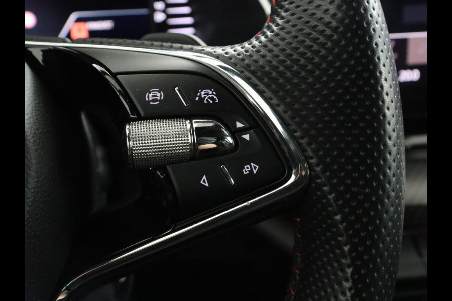 Škoda Octavia 1.4 TSI RS iV PHEV | Head-Up | Stoel & stuurverwarming | Adaptive cruise | Standkachel | Matrix LED | Massage | Alcantara | Camera | Carplay | Memory | Canton Sound | Virtual Cockpit | Side Assist