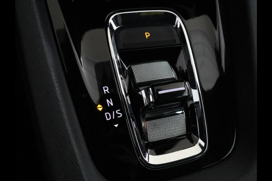 Škoda Octavia 1.4 TSI RS iV PHEV | Head-Up | Stoel & stuurverwarming | Adaptive cruise | Standkachel | Matrix LED | Massage | Alcantara | Camera | Carplay | Memory | Canton Sound | Virtual Cockpit | Side Assist