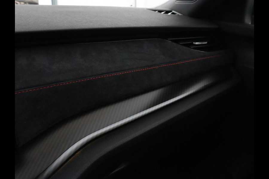 Škoda Octavia 1.4 TSI RS iV PHEV | Head-Up | Stoel & stuurverwarming | Adaptive cruise | Standkachel | Matrix LED | Massage | Alcantara | Camera | Carplay | Memory | Canton Sound | Virtual Cockpit | Side Assist