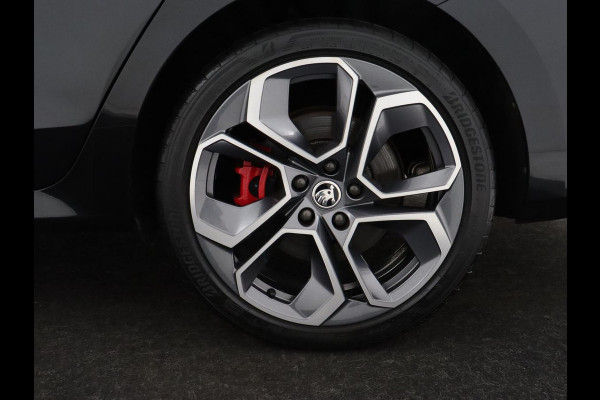 Škoda Octavia 1.4 TSI RS iV PHEV | Head-Up | Stoel & stuurverwarming | Adaptive cruise | Standkachel | Matrix LED | Massage | Alcantara | Camera | Carplay | Memory | Canton Sound | Virtual Cockpit | Side Assist