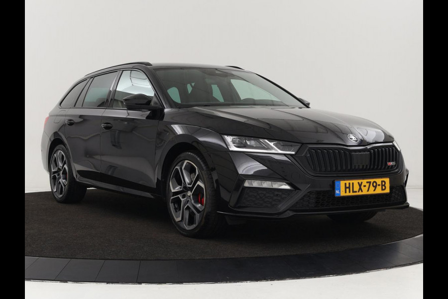 Škoda Octavia 1.4 TSI RS iV PHEV | Head-Up | Stoel & stuurverwarming | Adaptive cruise | Standkachel | Matrix LED | Massage | Alcantara | Camera | Carplay | Memory | Canton Sound | Virtual Cockpit | Side Assist