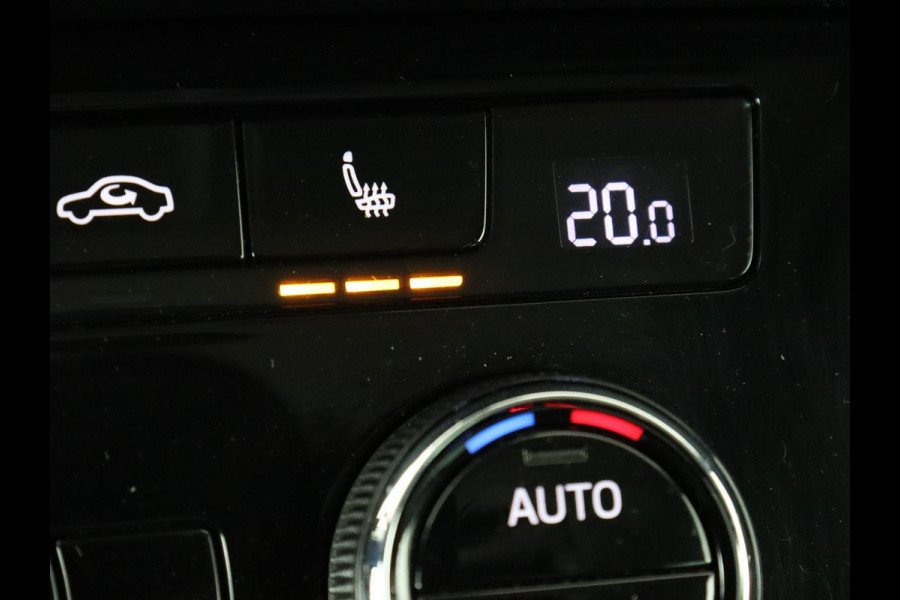 Škoda Kodiaq 1.5 TSI Business Edition | Panoramadak | Stoelverwarming | Adaptive cruise | Trekhaak | Virtual Cockpit | Canton Sound | Keyless | Camera | Navigatie | Carplay | 19'' lichtmetalen velgen