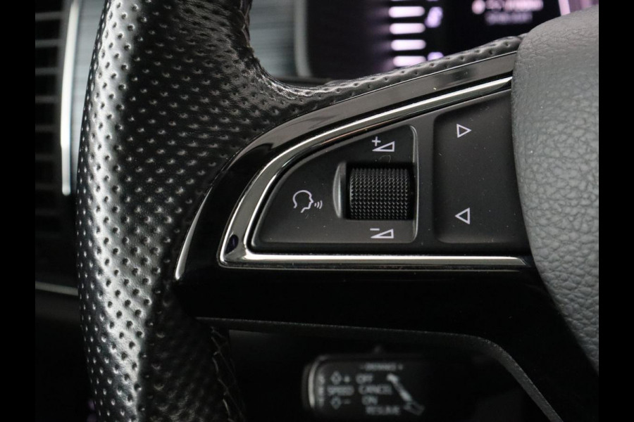 Škoda Kodiaq 1.5 TSI Business Edition | Panoramadak | Stoelverwarming | Adaptive cruise | Trekhaak | Virtual Cockpit | Canton Sound | Keyless | Camera | Navigatie | Carplay | 19'' lichtmetalen velgen