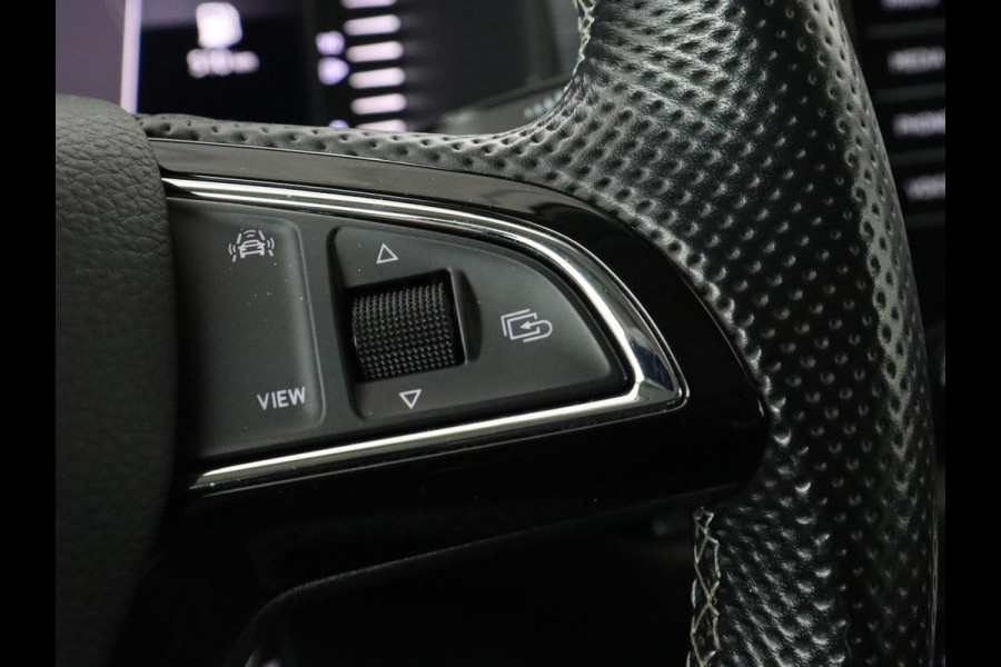 Škoda Kodiaq 1.5 TSI Business Edition | Panoramadak | Stoelverwarming | Adaptive cruise | Trekhaak | Virtual Cockpit | Canton Sound | Keyless | Camera | Navigatie | Carplay | 19'' lichtmetalen velgen
