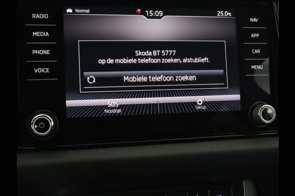 Škoda Kodiaq 1.5 TSI Business Edition | Panoramadak | Stoelverwarming | Adaptive cruise | Trekhaak | Virtual Cockpit | Canton Sound | Keyless | Camera | Navigatie | Carplay | 19'' lichtmetalen velgen
