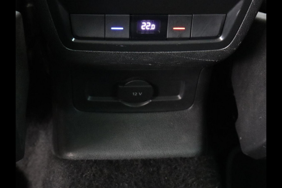 Škoda Kodiaq 1.5 TSI Business Edition | Panoramadak | Stoelverwarming | Adaptive cruise | Trekhaak | Virtual Cockpit | Canton Sound | Keyless | Camera | Navigatie | Carplay | 19'' lichtmetalen velgen