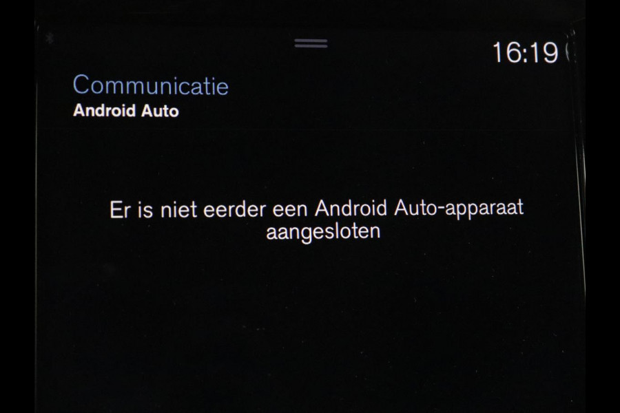 Volvo V60 2.0 T6 Recharge AWD R Design | Trekhaak | Stoelverwarming | Camera | Carplay | Half leder | Full LED | Navigatie | Parkeerhulp