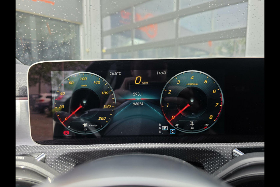 Mercedes-Benz A-Klasse 200 Premium Plus|MEMORY|PANO|AMG|BOMVOL