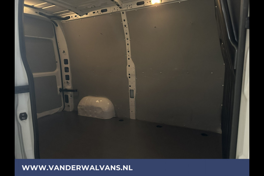 Opel Movano 2.3 Turbo 150pk L2H2 Euro6 Airco | Leder | 2500kg Trekhaak | Navigatie | Camera cruisecontrol, parkeersensoren, LED, bijrijdersbank