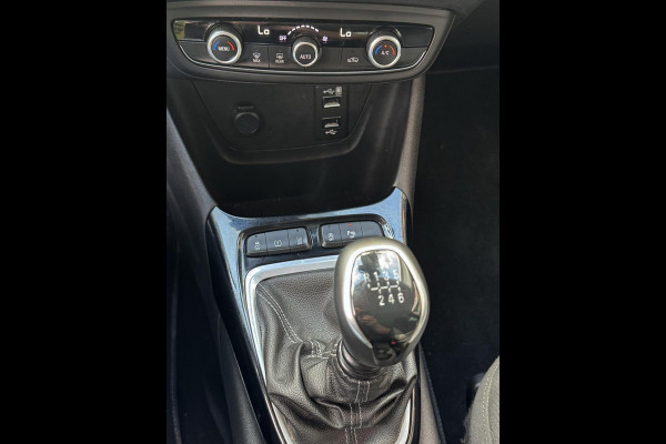 Opel Crossland X 1.2 Turbo 120 Jaar Edition - Navigatie / Apple CarPlay I Airco I LED I PDC I Sport velgen I Dealer onderhouden