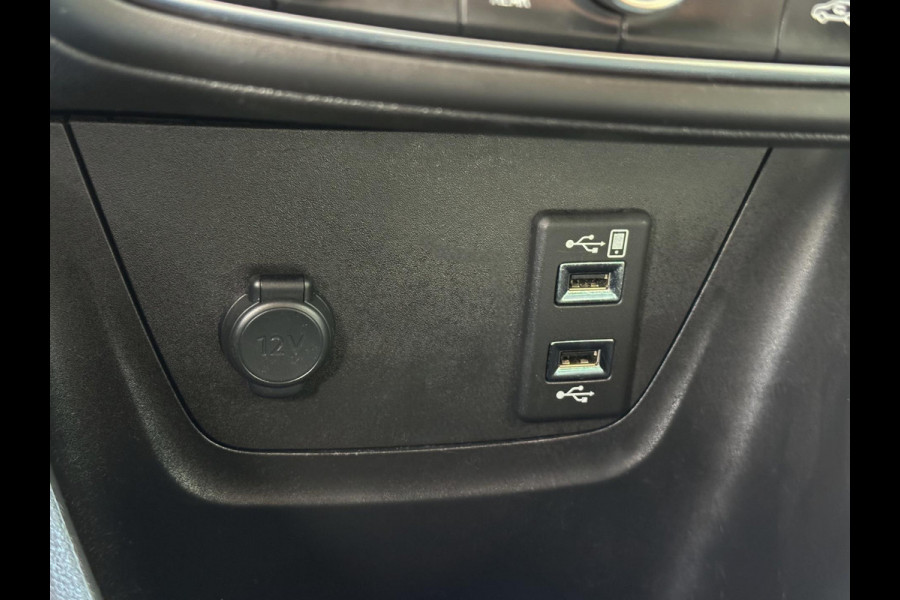 Opel Crossland X 1.2 Turbo 120 Jaar Edition - Navigatie / Apple CarPlay I Airco I LED I PDC I Sport velgen I Dealer onderhouden